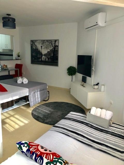 דירות Studio In The Center Of טורמולינוס מראה חיצוני תמונה